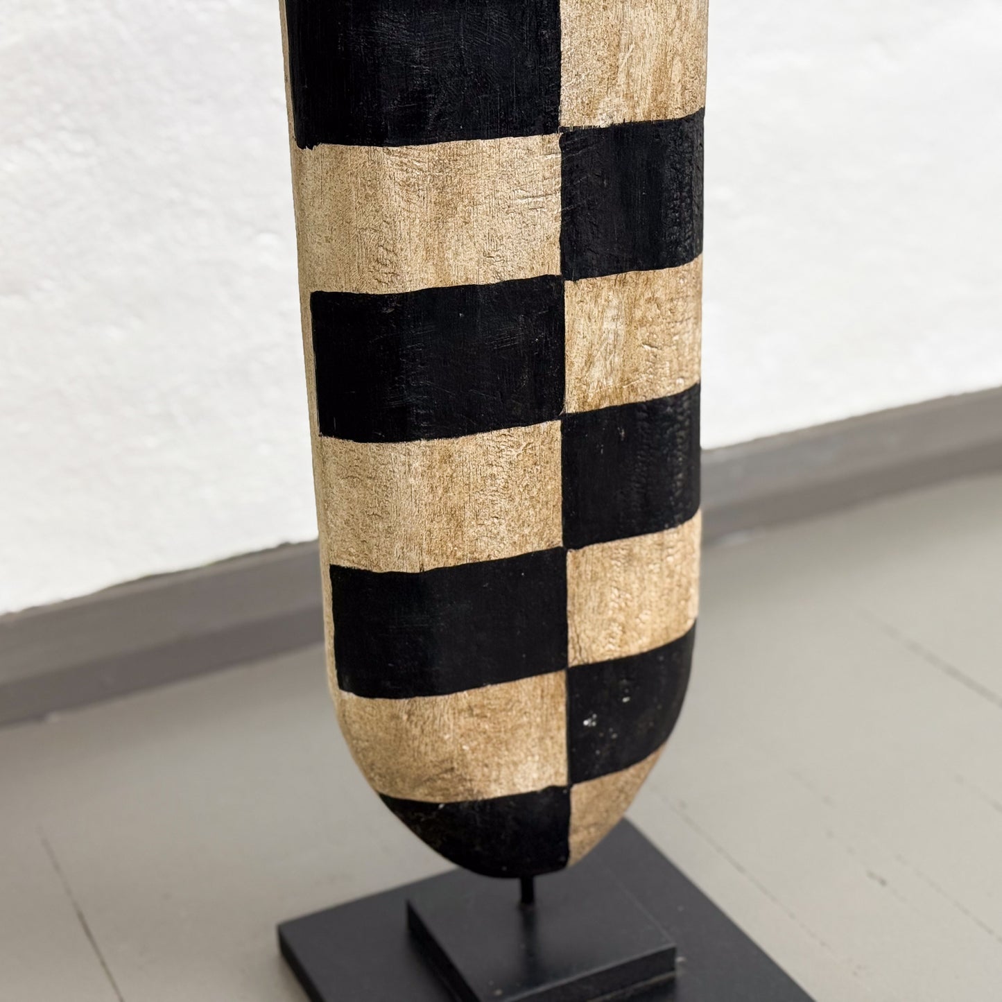 Narrow Checkered Shield - Cameroon