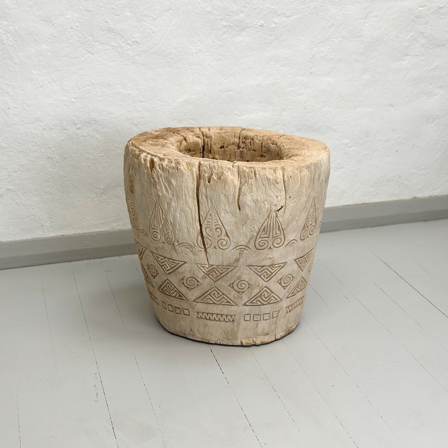 Carved & Bleached Teak Lesung