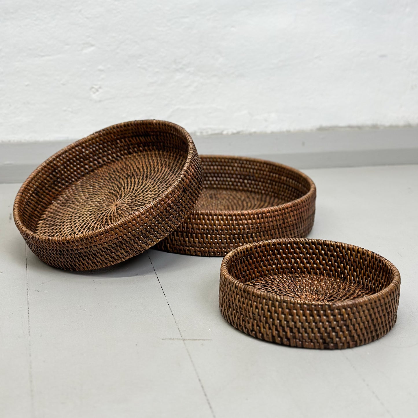 Simple Round Rattan Tray