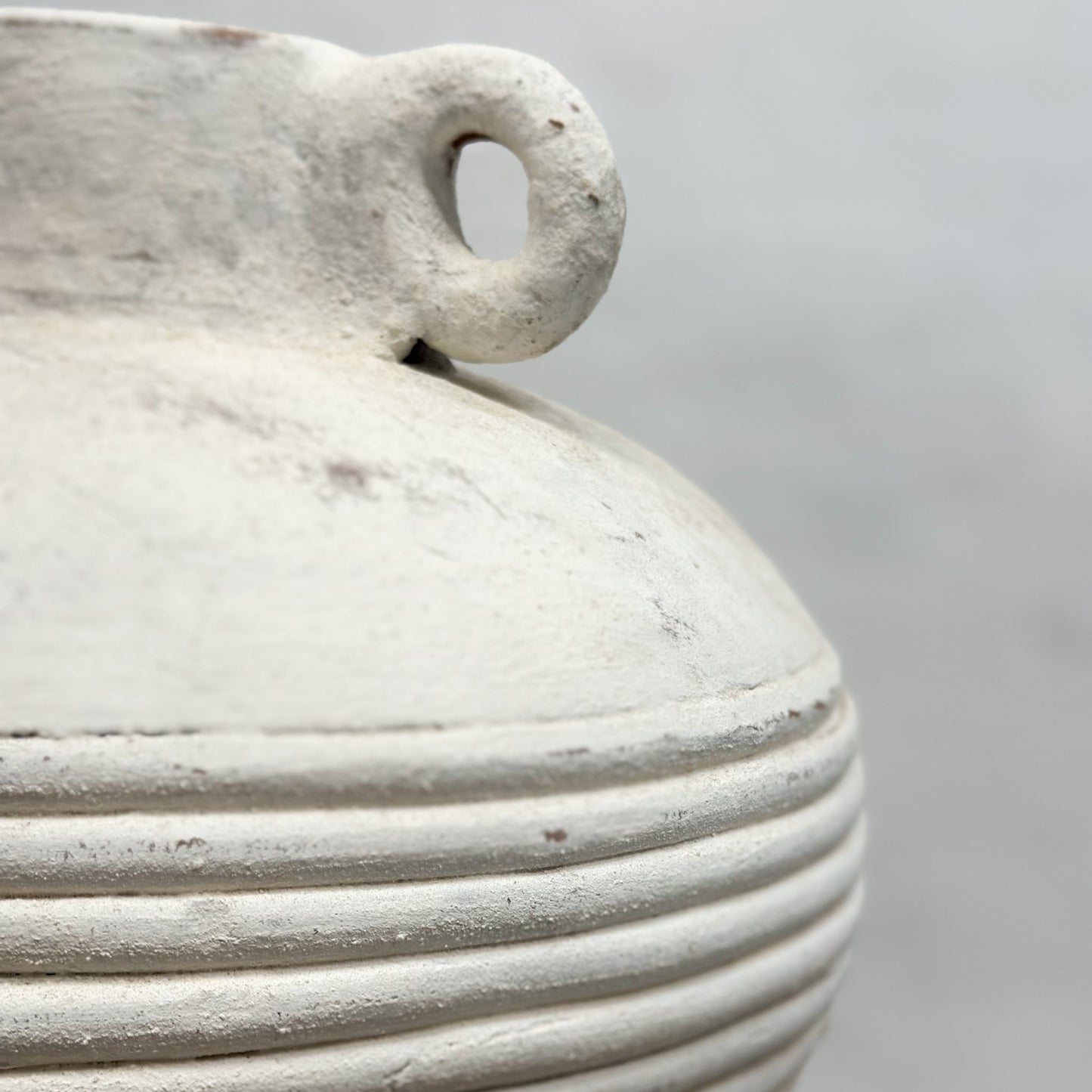 Ribbed Squat Terracotta Pot