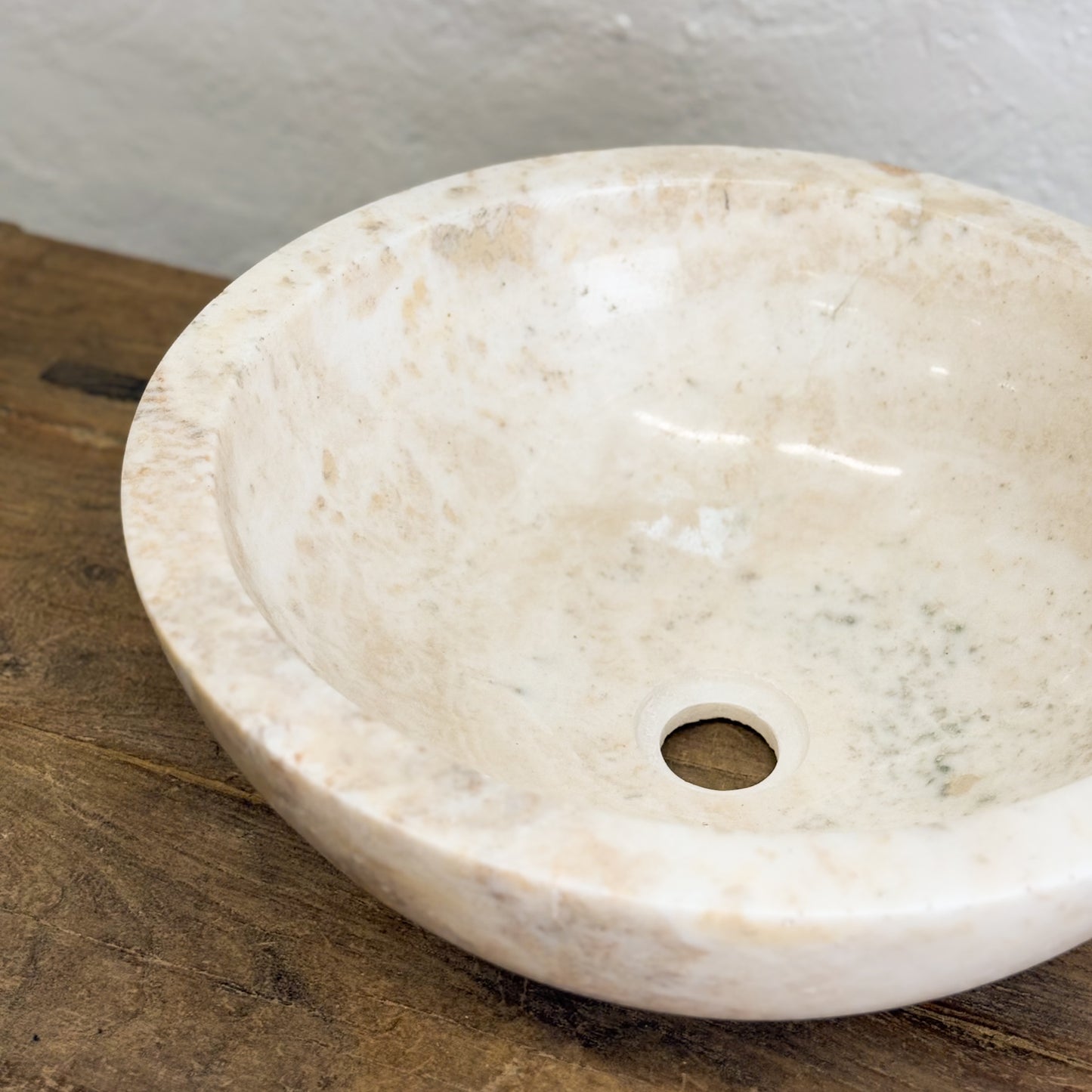 Round Onyx Basin III
