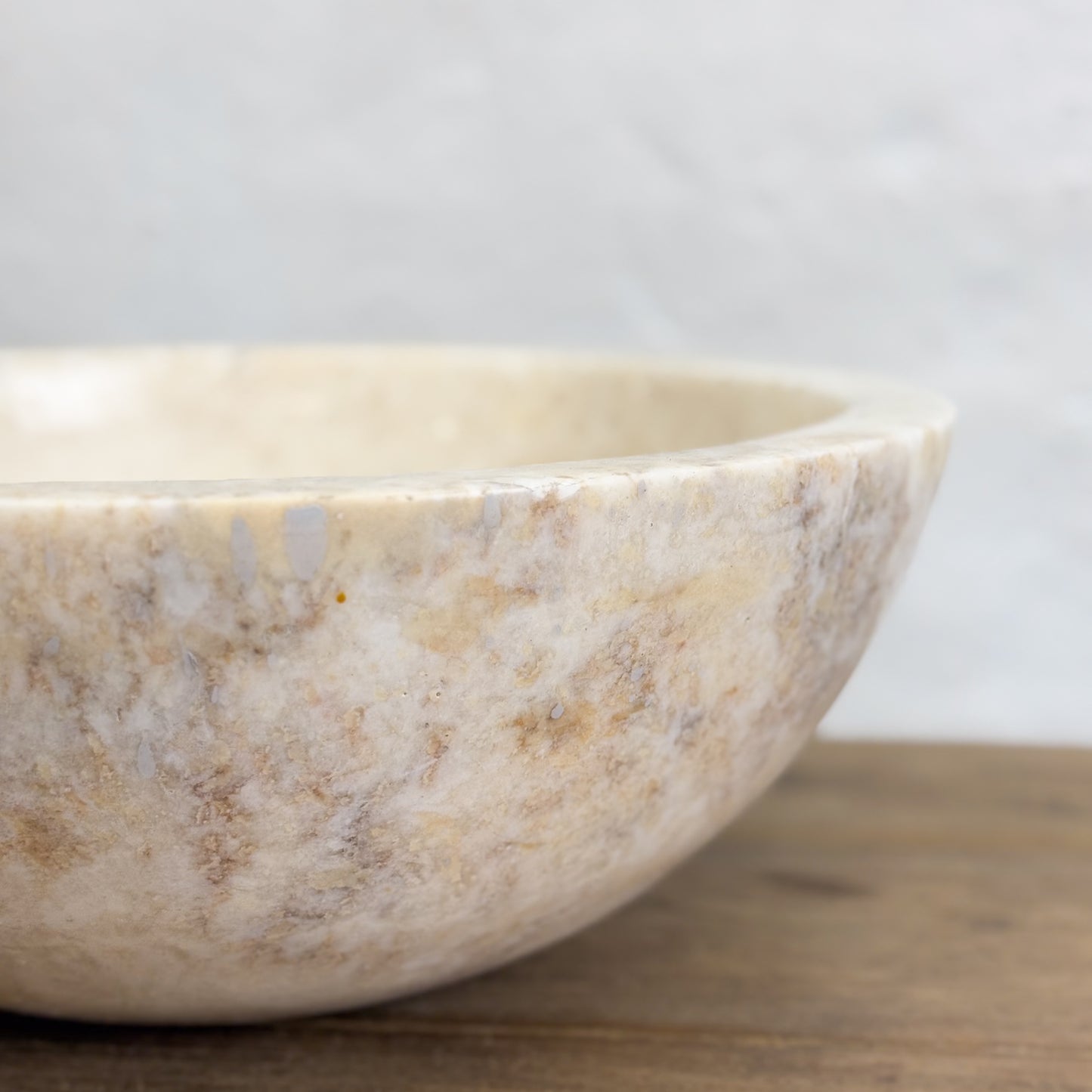 Round Onyx Basin III