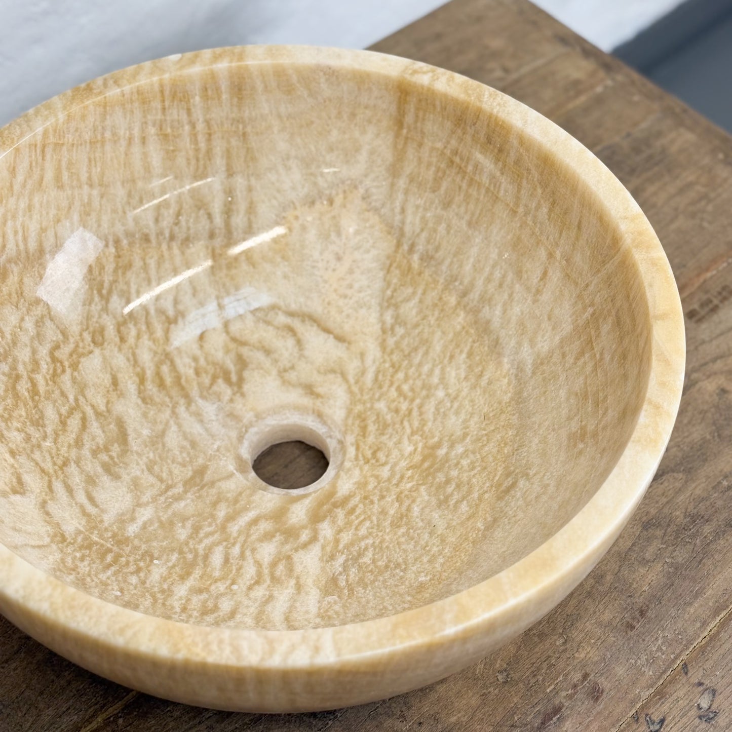 Round Onyx Basin VII