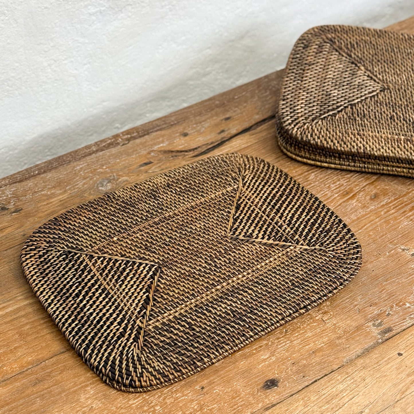 Rounded Rectangular Rattan Placemat