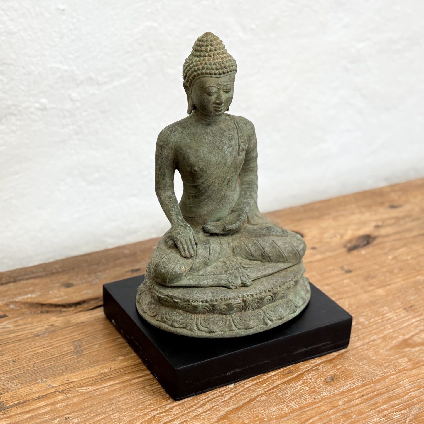 Bronze Meditating Buddha