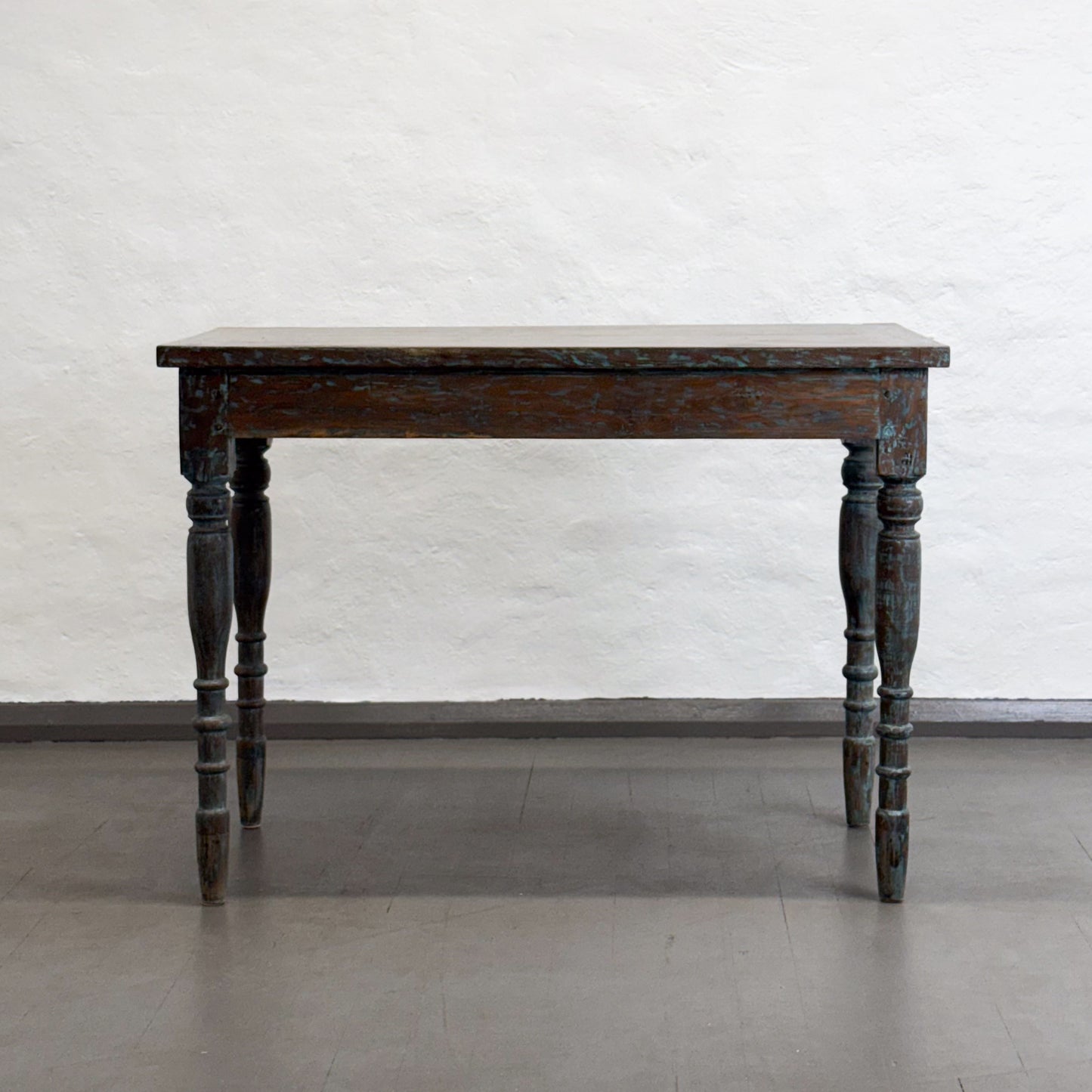 Vintage Painted Turned Leg Table