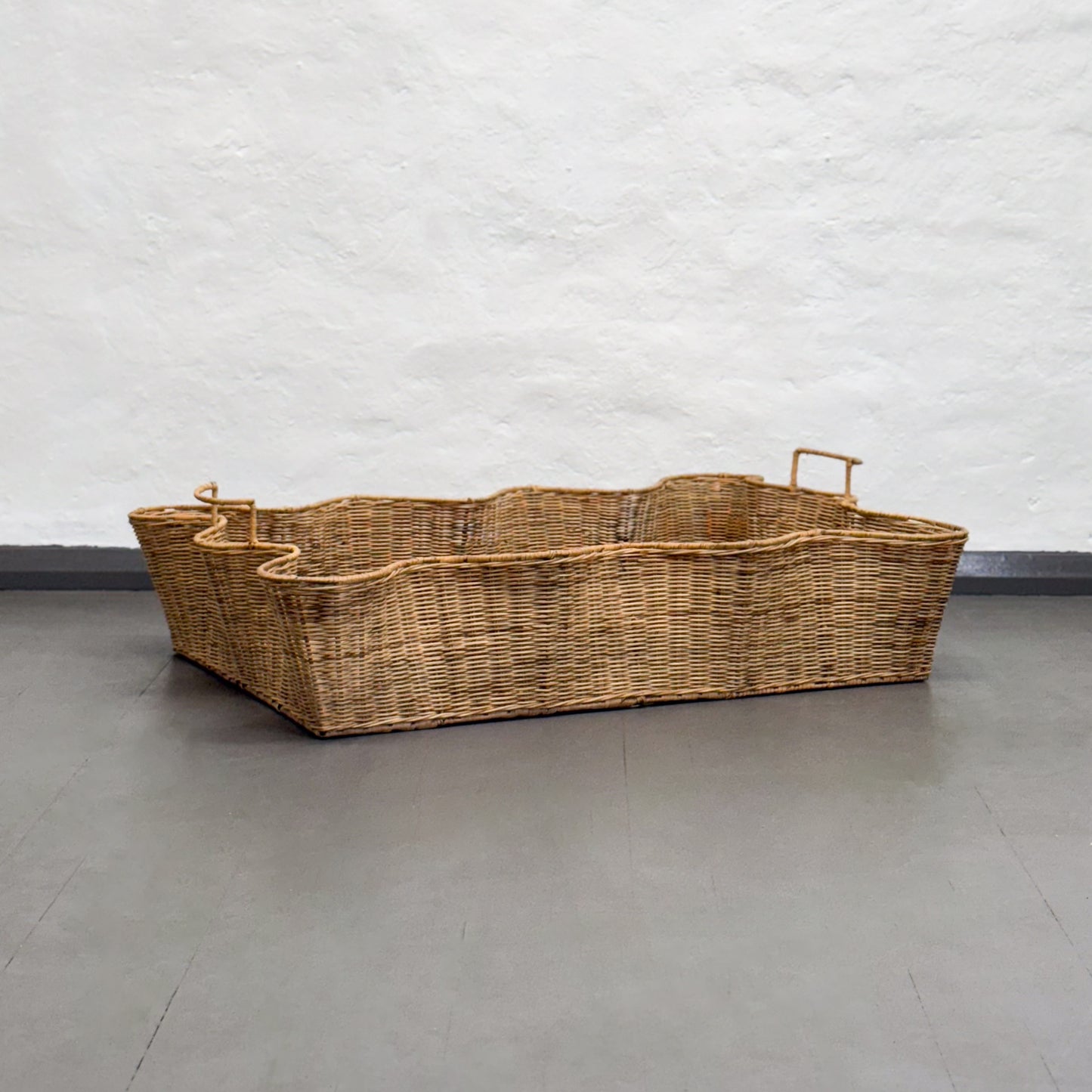 Scalloped Edge Basket