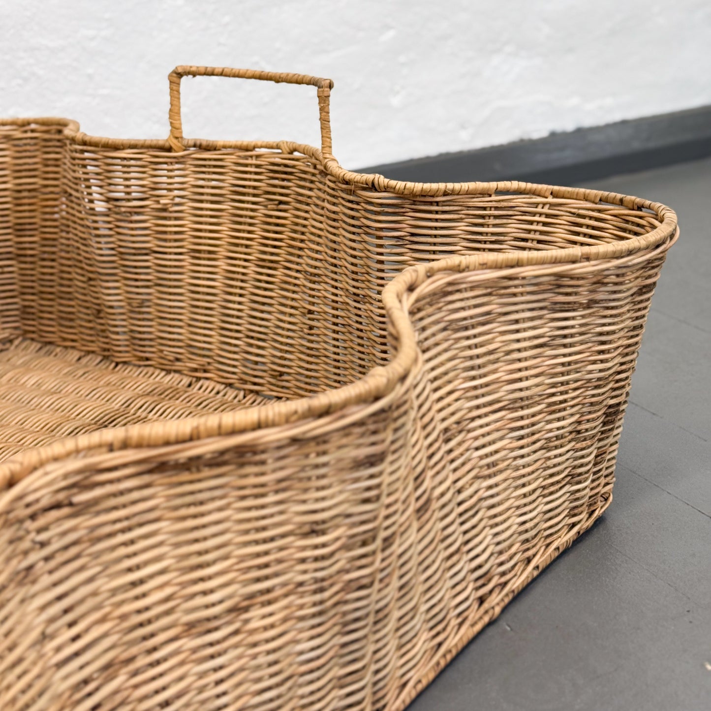 Scalloped Edge Basket