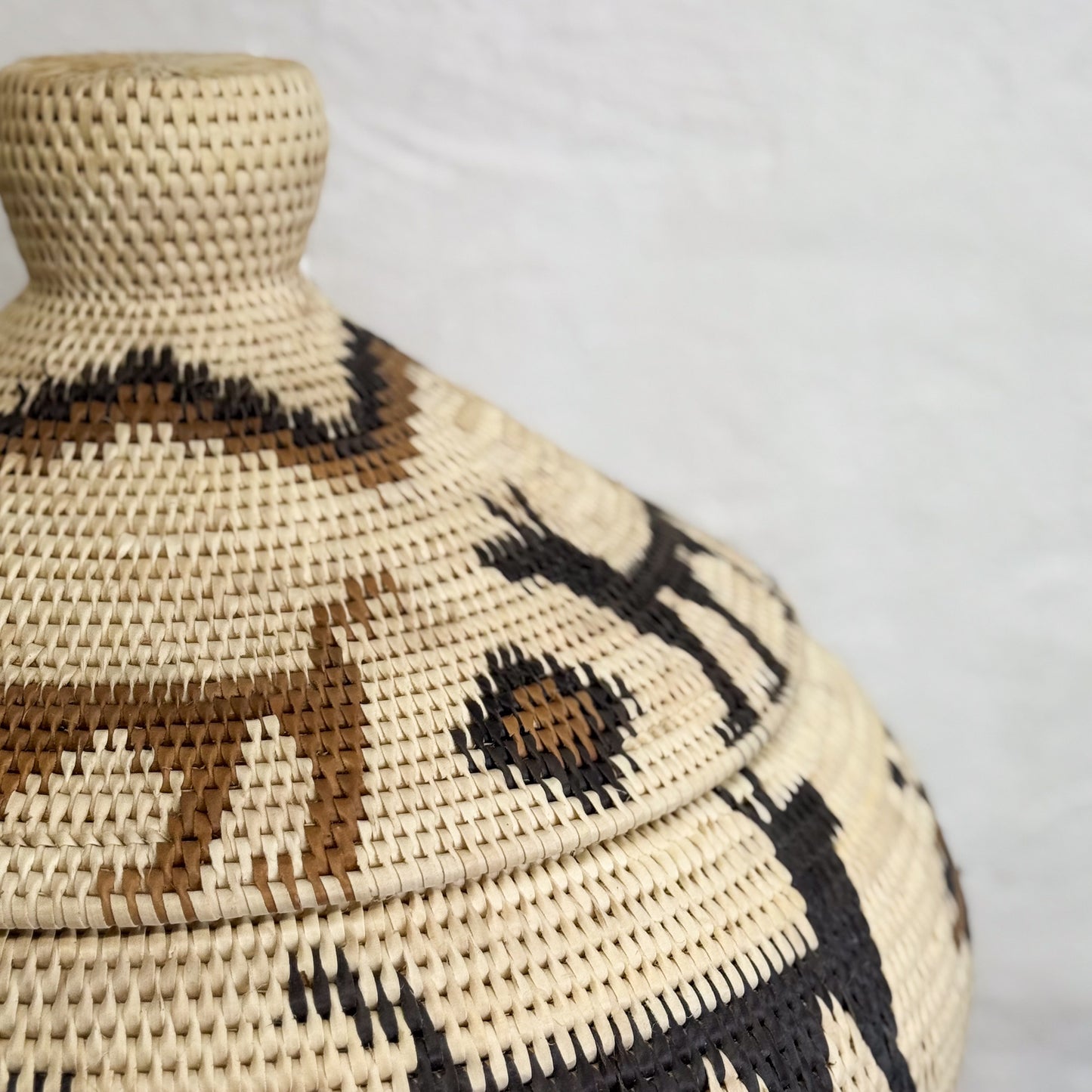 Pictorial Lidded Bali Basket