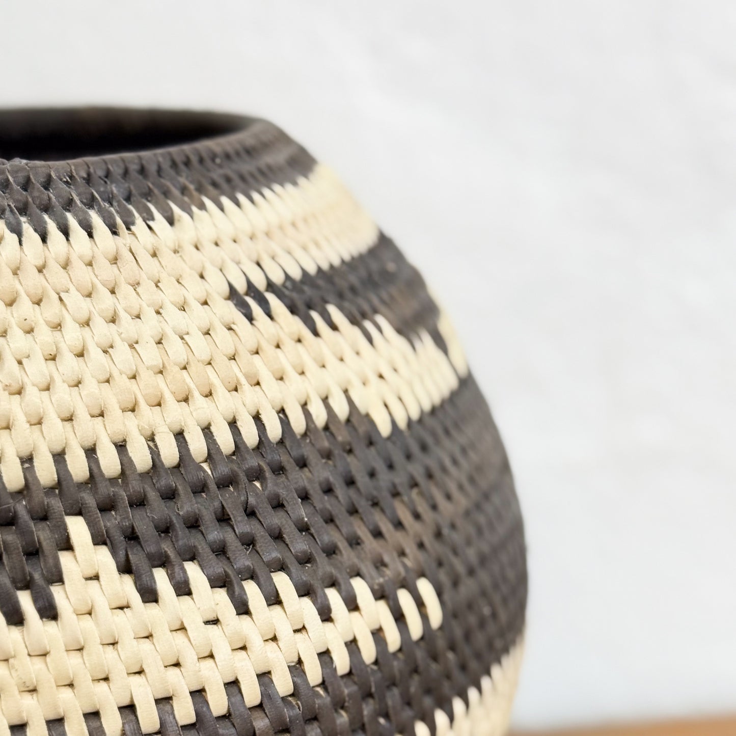 Round Patterned Lombok Basket