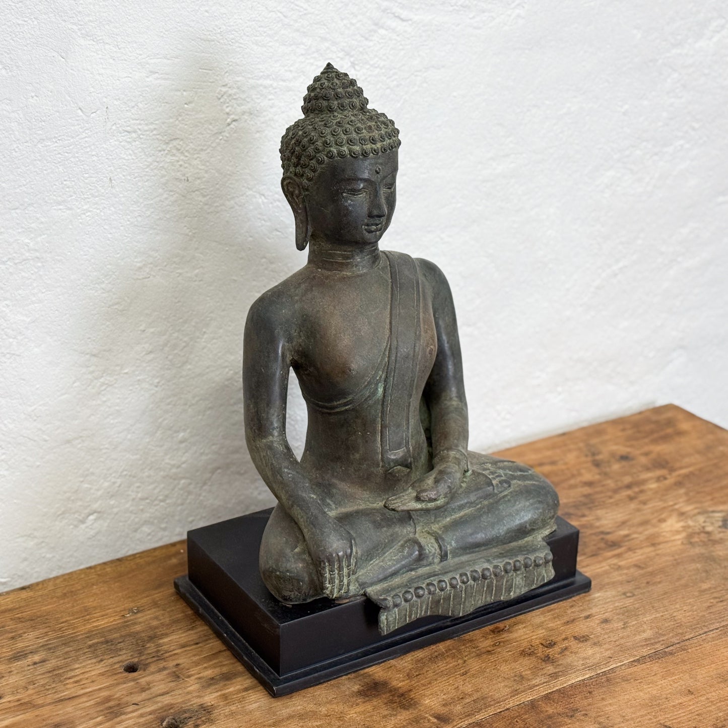 Bronze Sitting Buddha