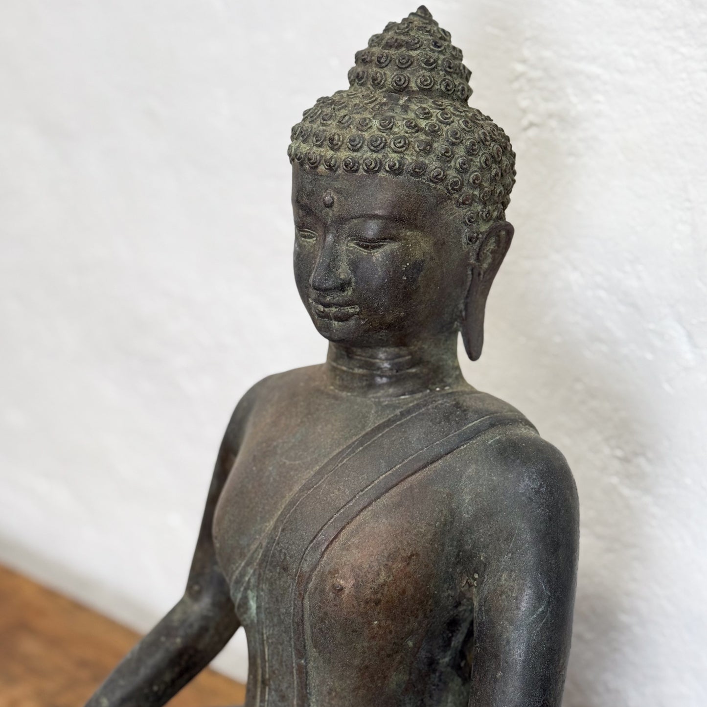 Bronze Sitting Buddha