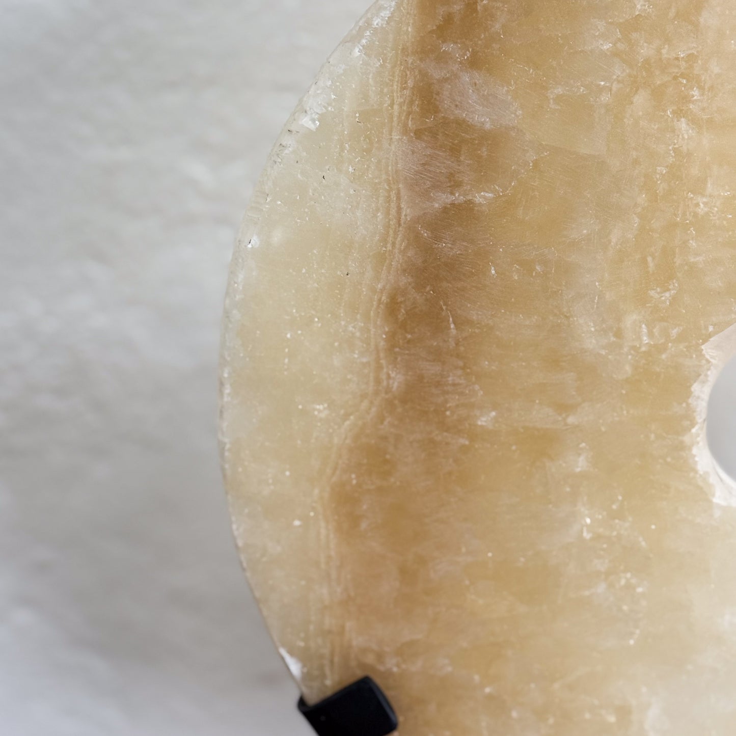 Large Onyx Disc on Stand