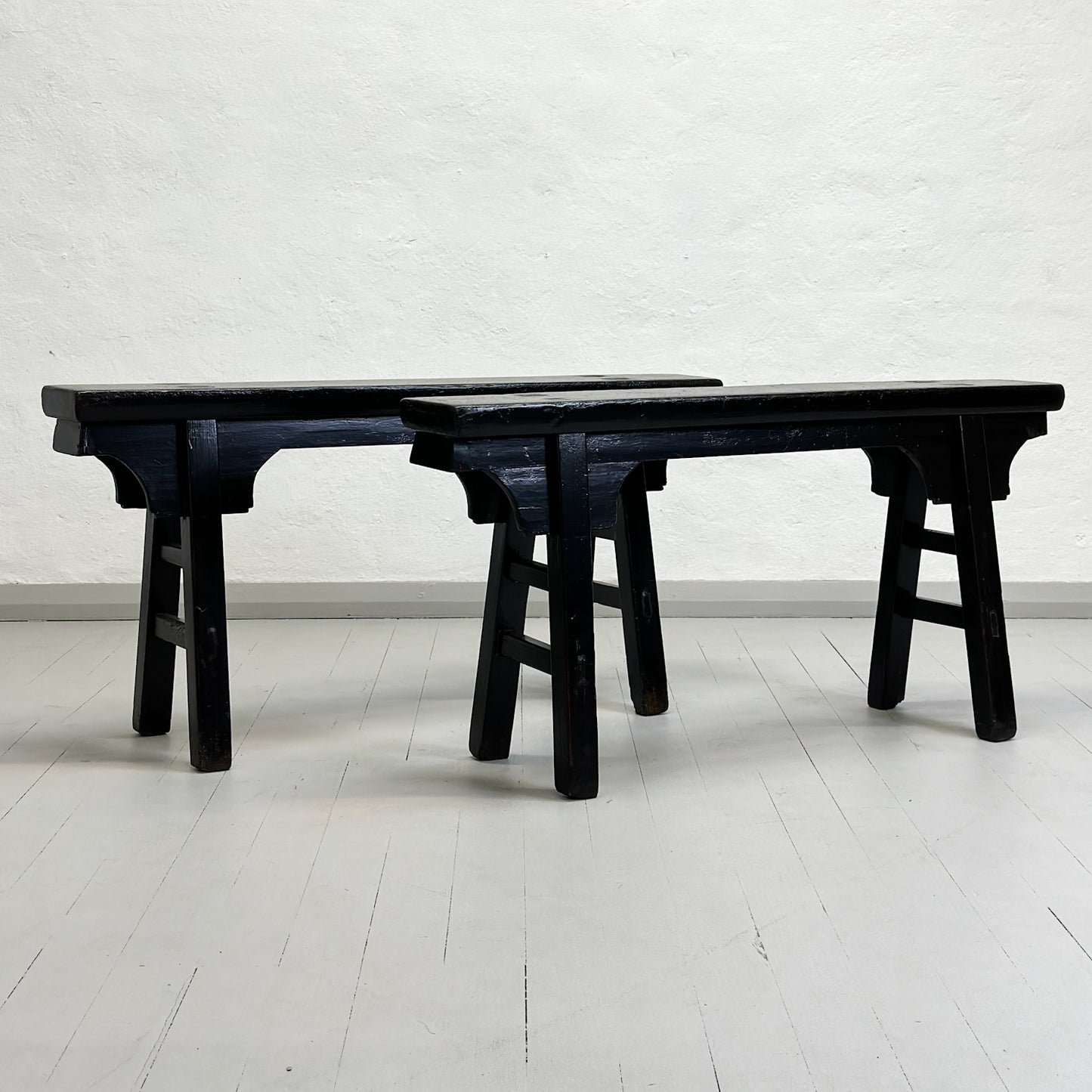 Rustic Lacquered Bench