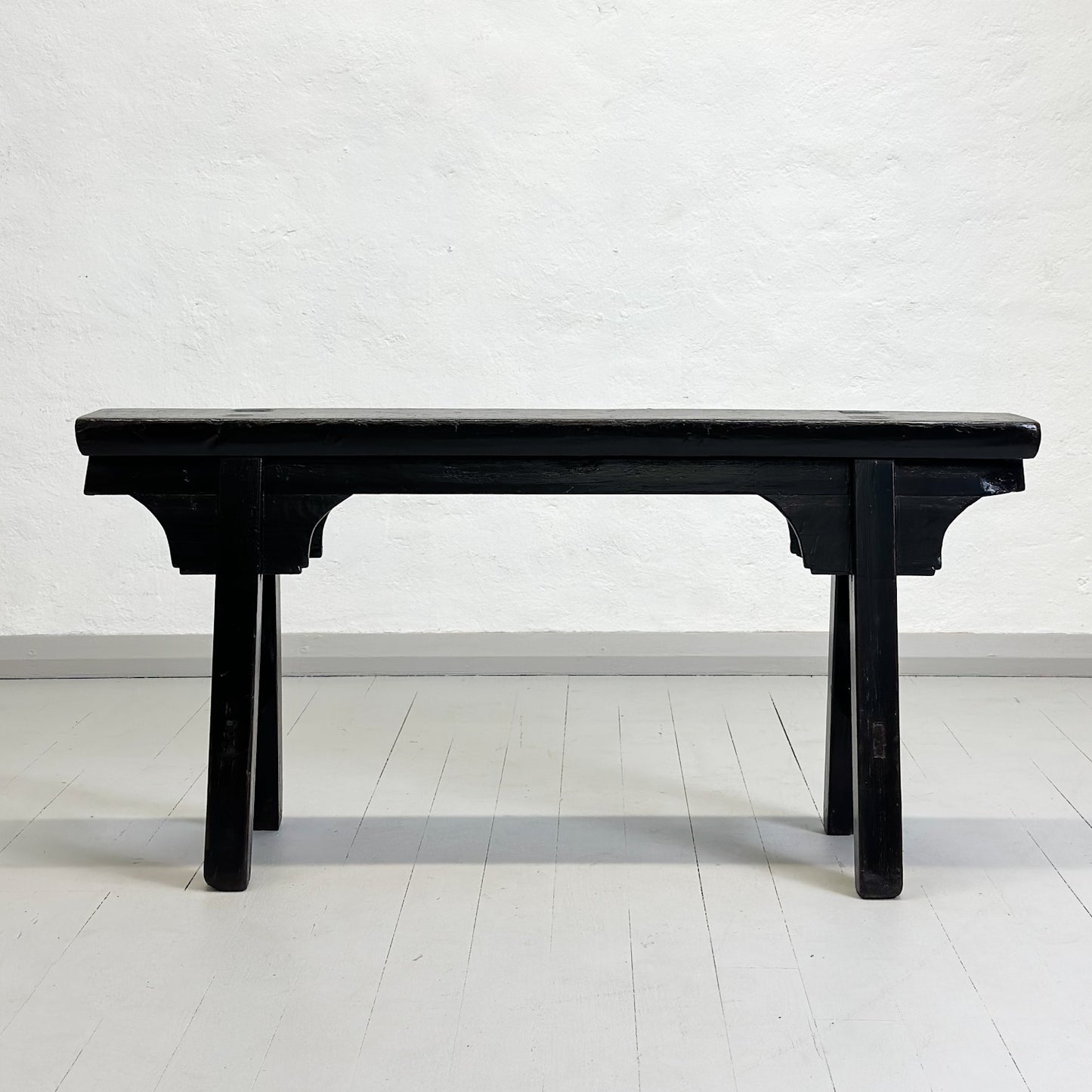 Rustic Lacquered Bench