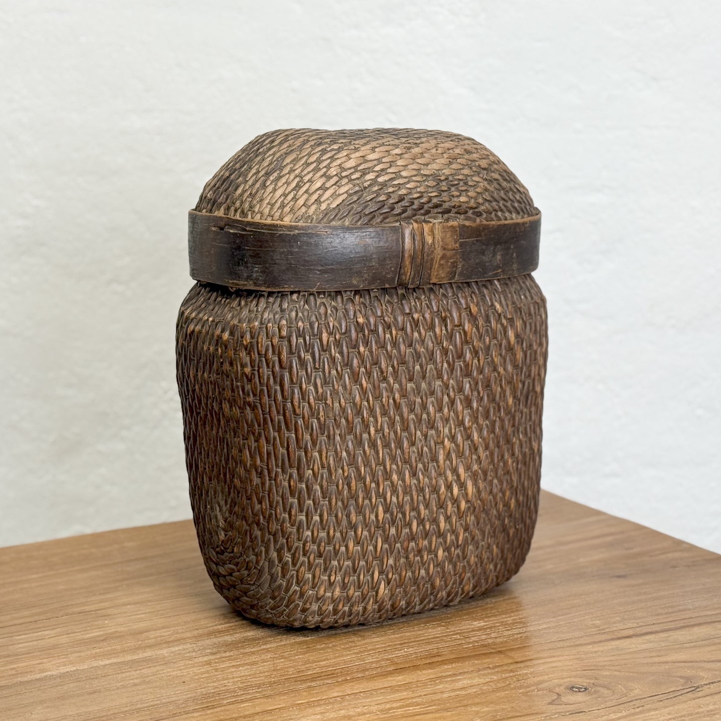 Vintage Cabbage Basket with Lid