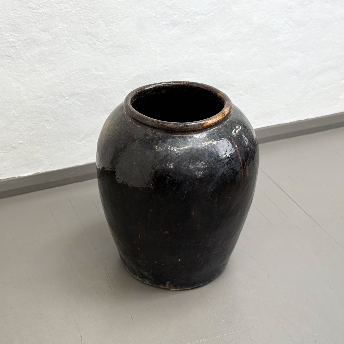 Large Rice Wine Container
