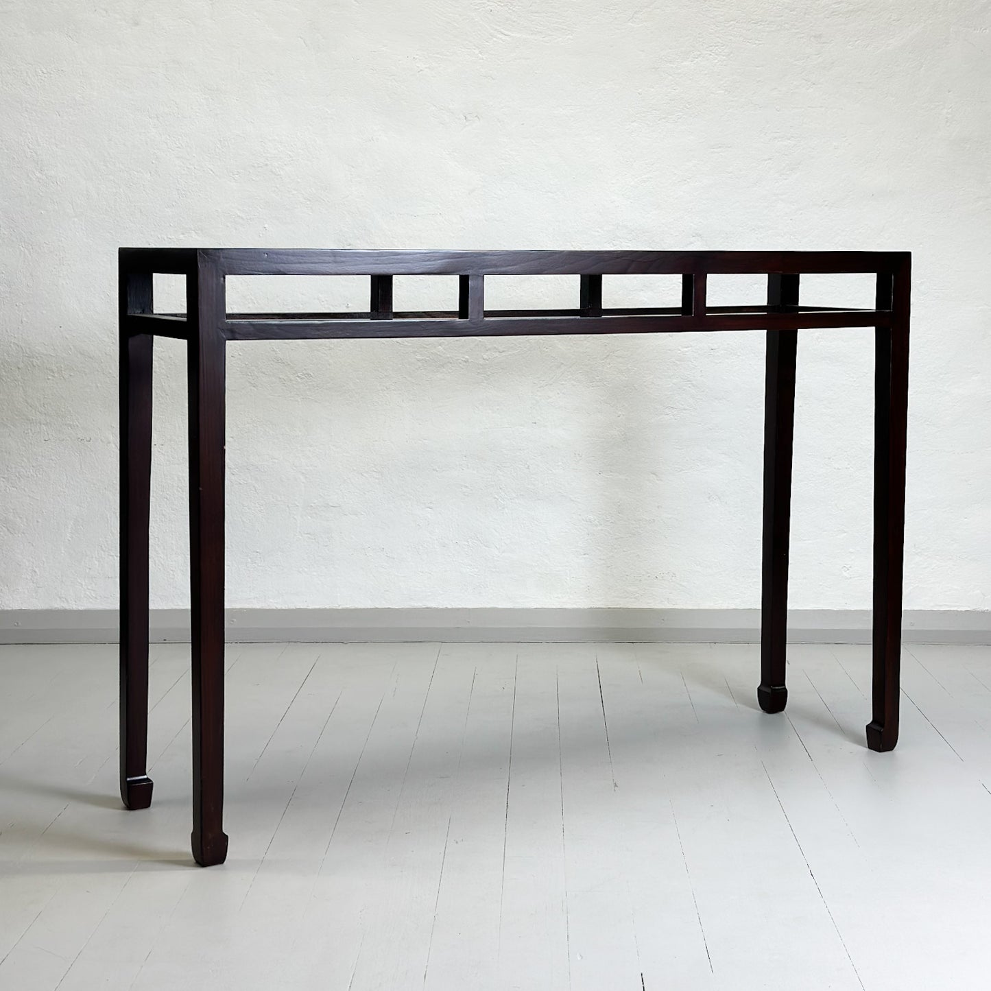 Simple Console Table