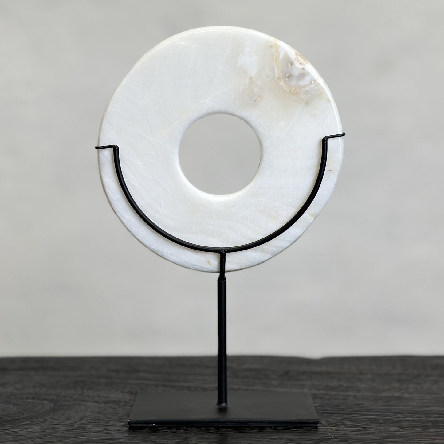 Kima Shell Disc on Stand
