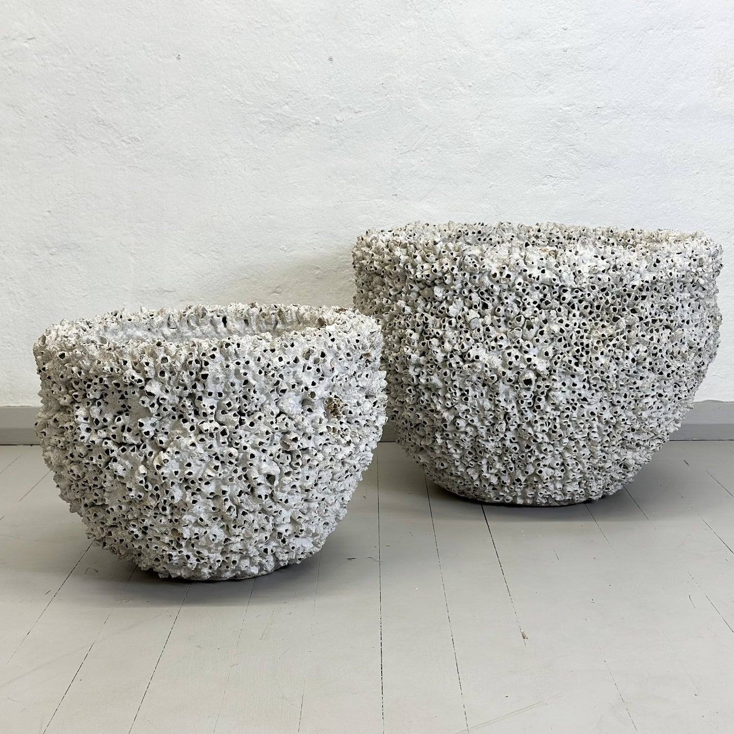 Extra Large Terracotta Barnacle Pot