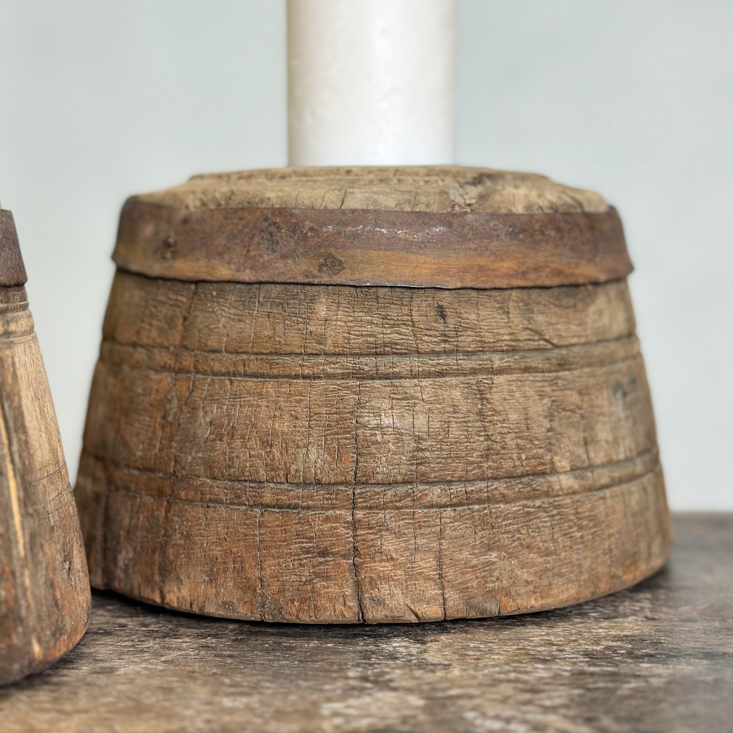 Round Column Base Candle Stand