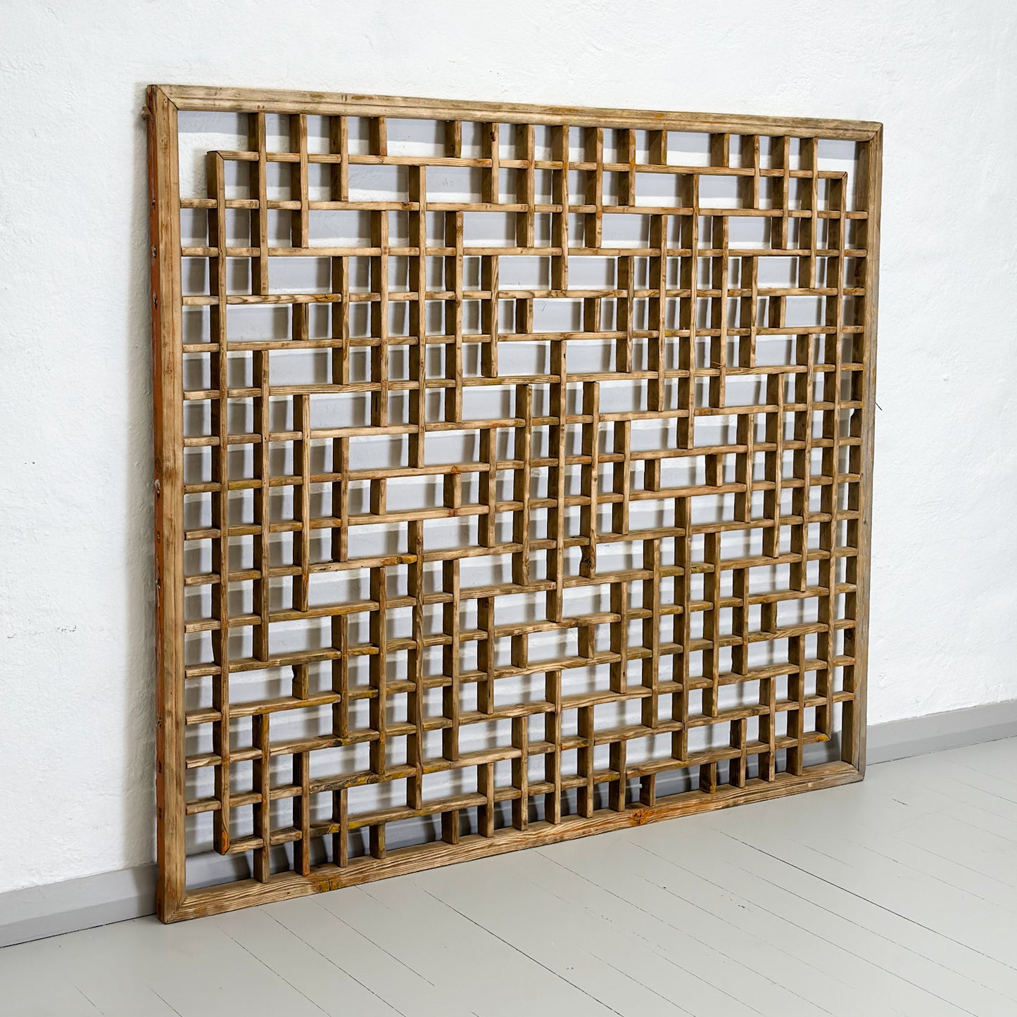 Chinese Screen