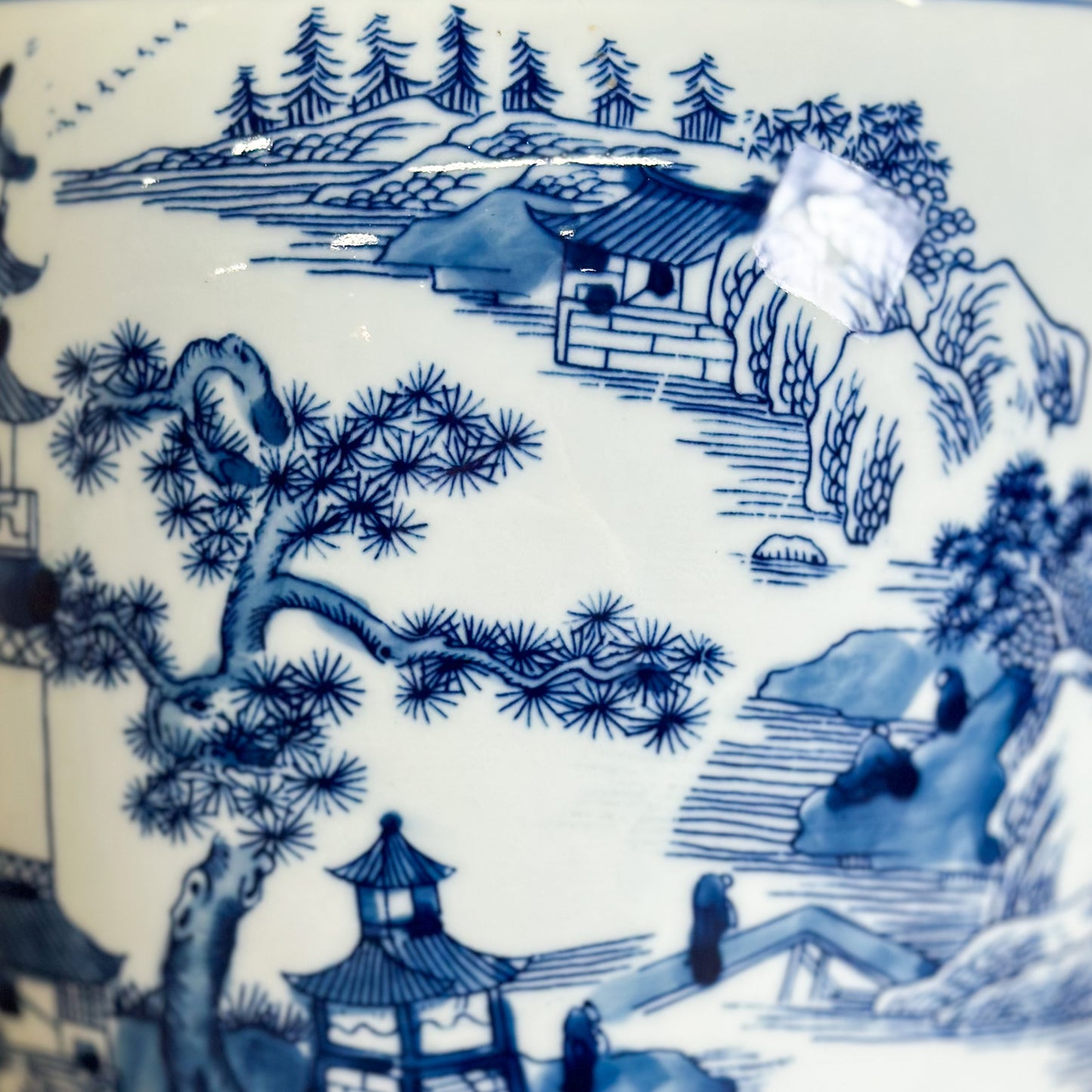 Pagoda Porcelain Melon Jar