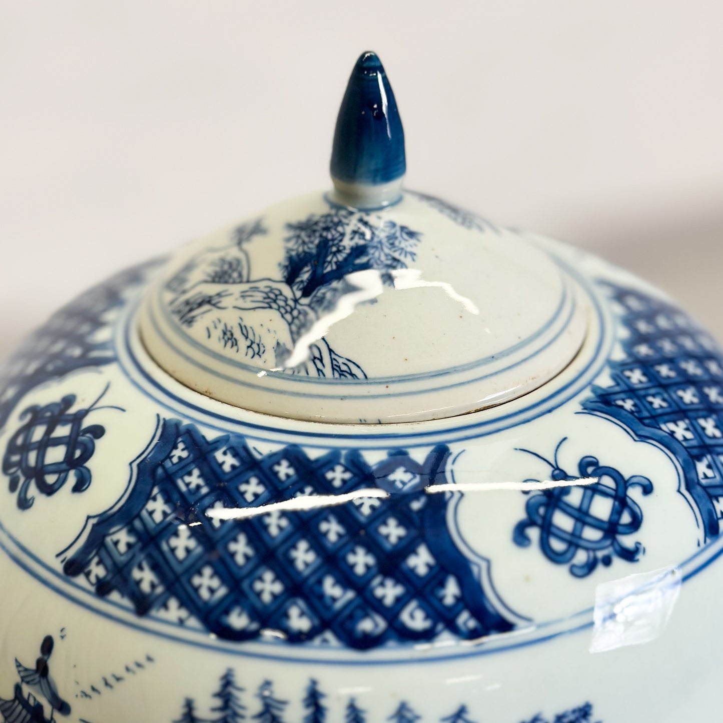 Pagoda Porcelain Melon Jar
