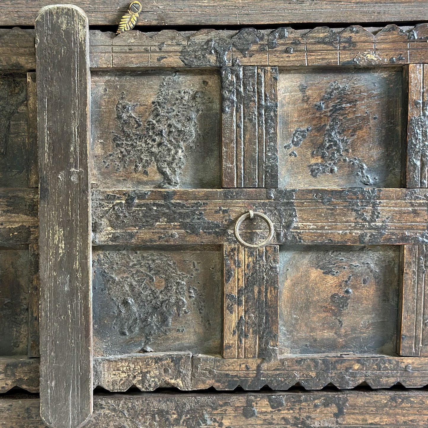 Vintage Majuce Chest
