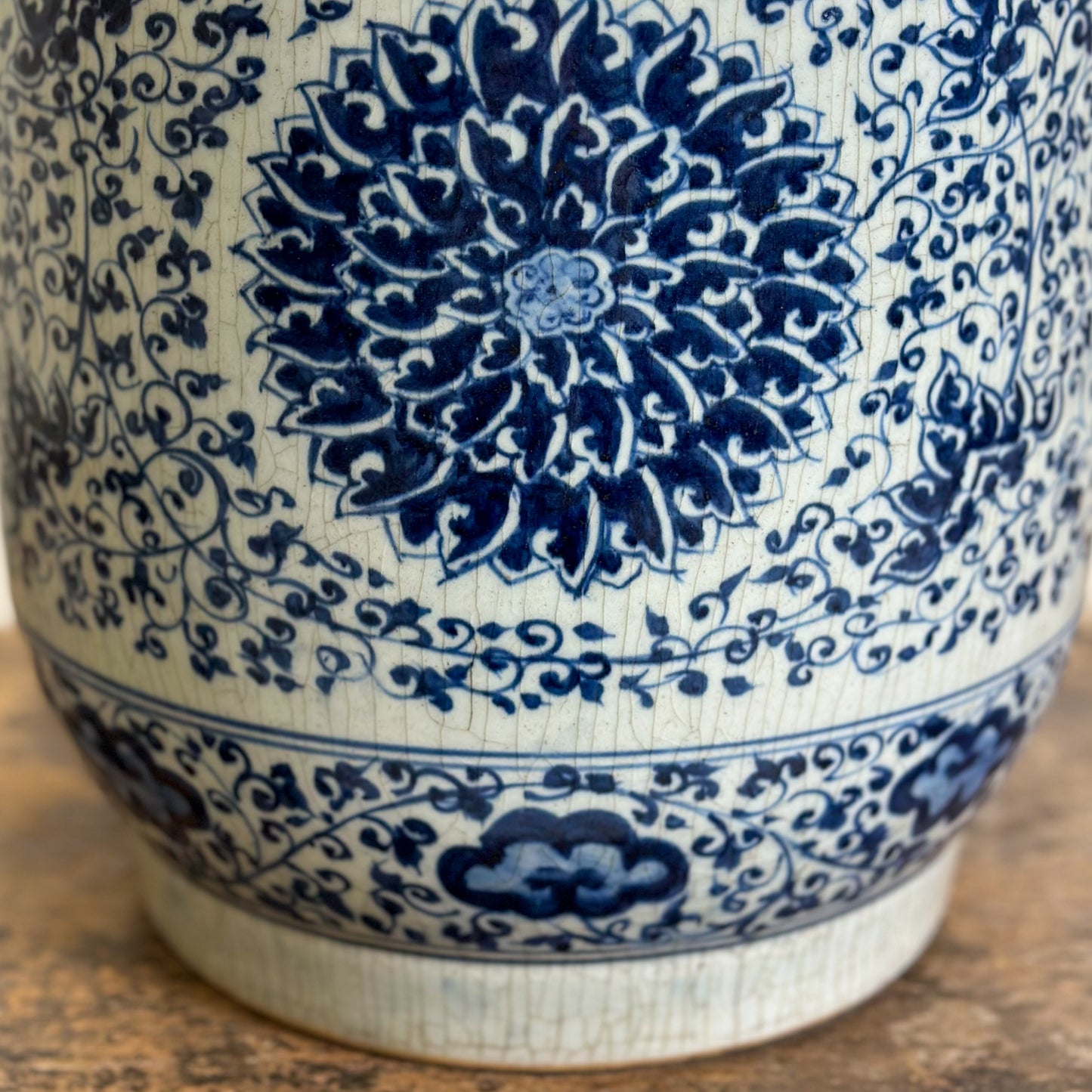 Chrysanthemum Porcelain Jar