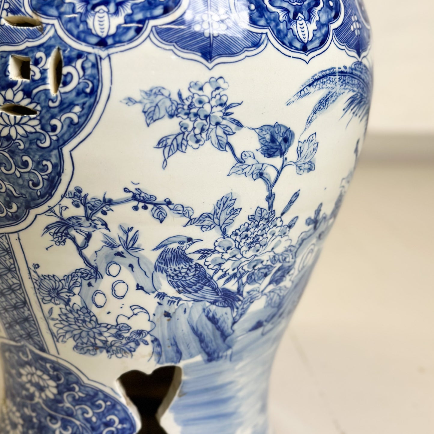 Birds Porcelain Stool