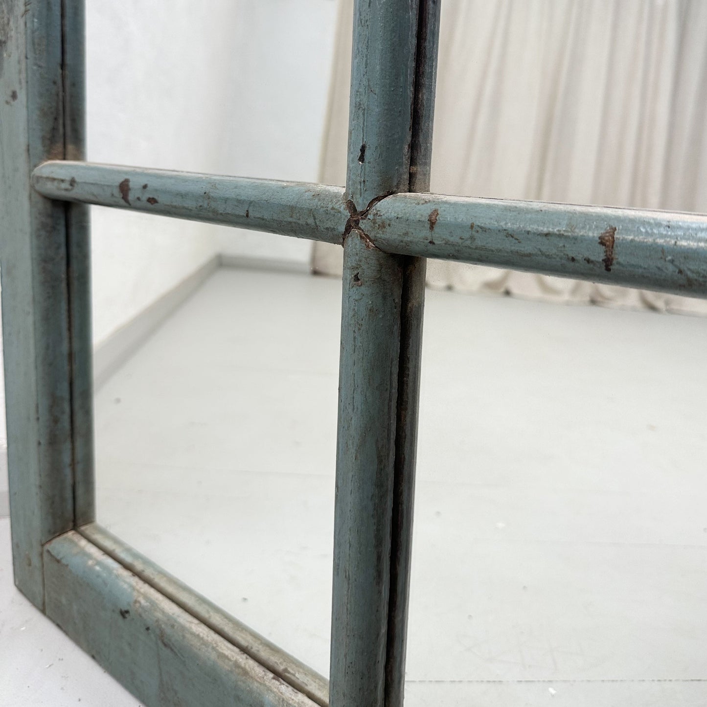 Multi Pane Mirror