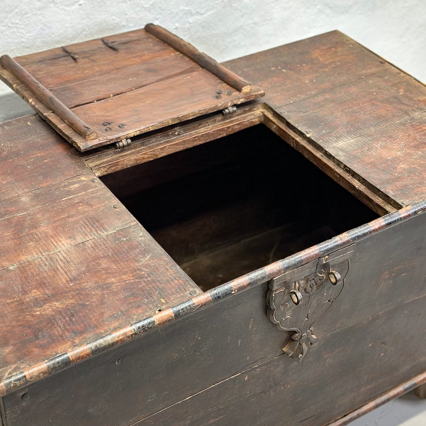 Vintage Traveller’s Trunk