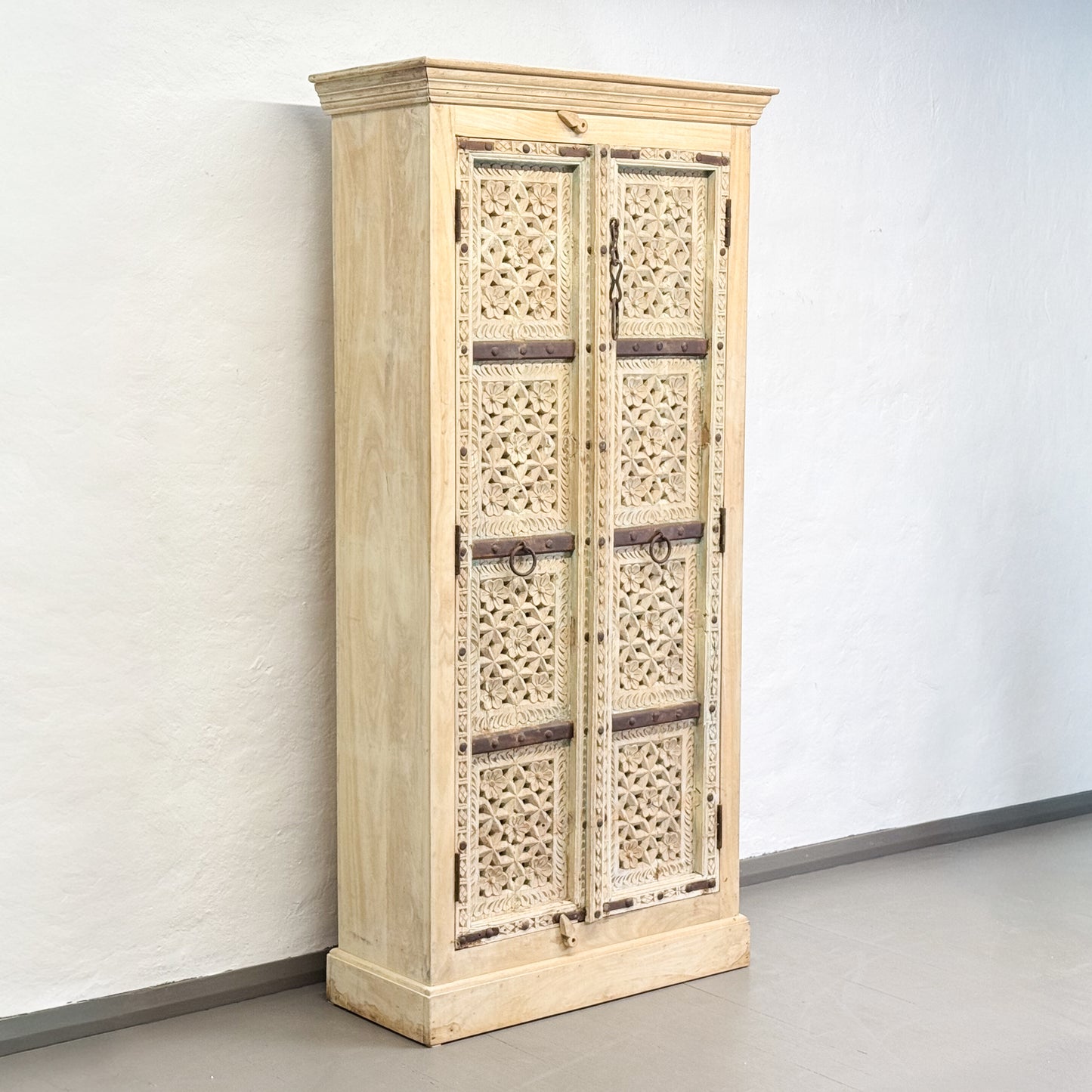 Pierced Door Almirah
