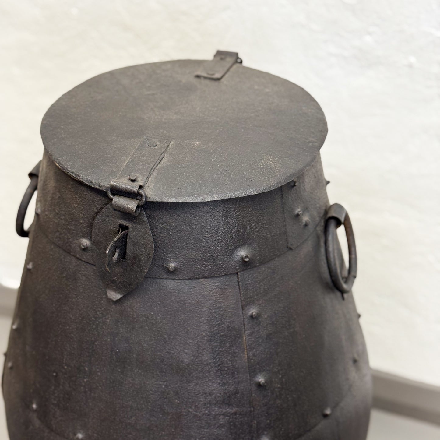 Lidded Iron Pot