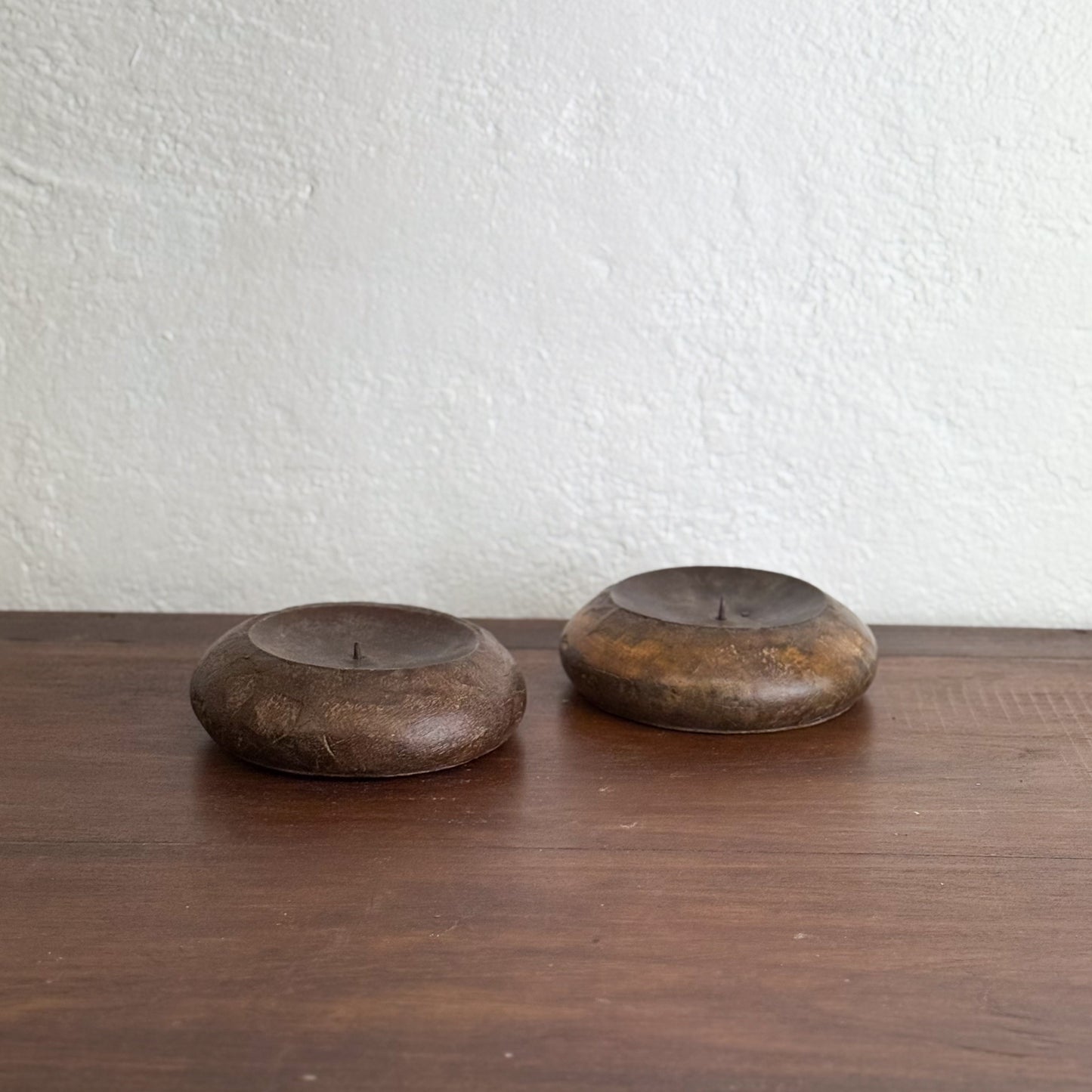 Simple Round Candle Stand
