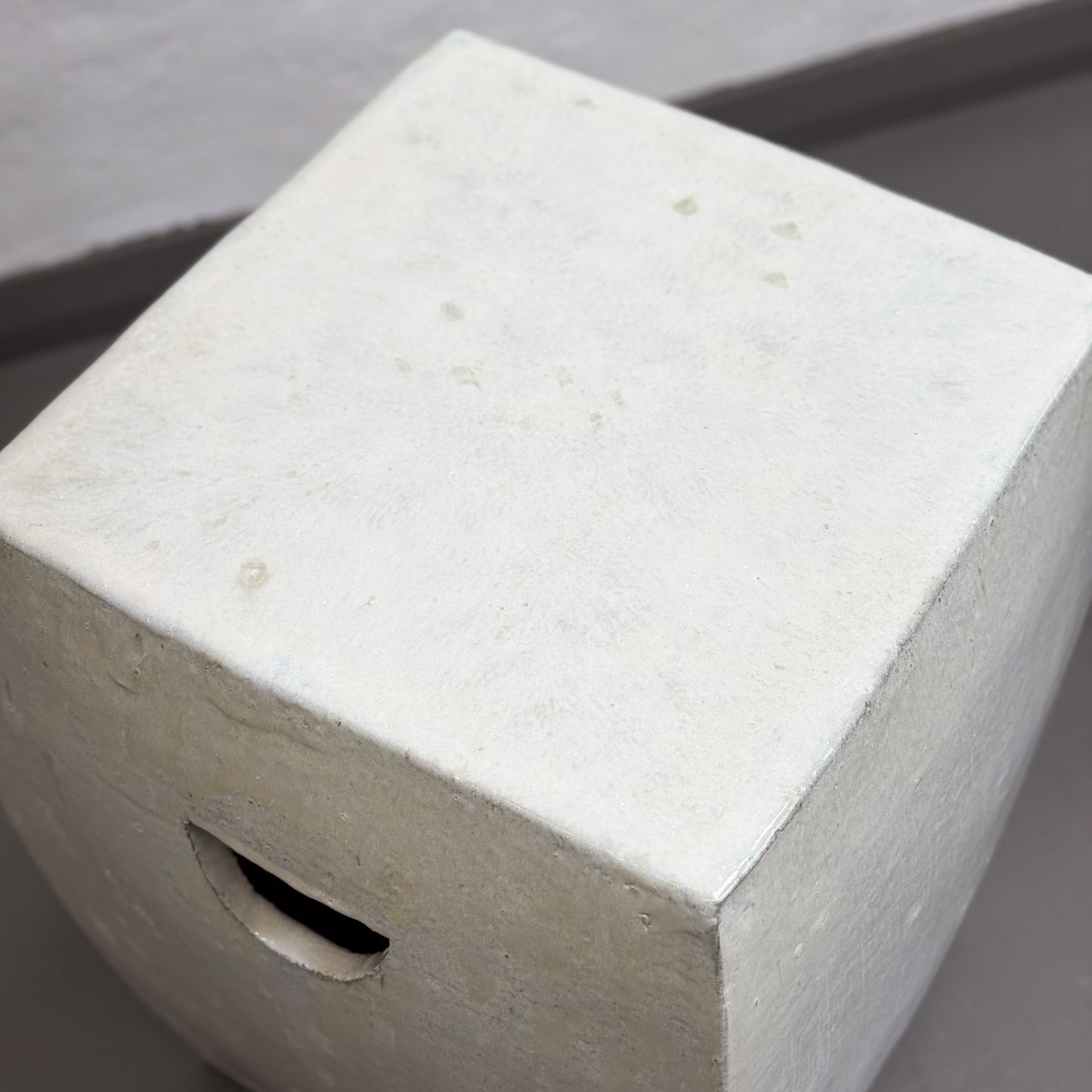 Simple White Porcelain Square Stool