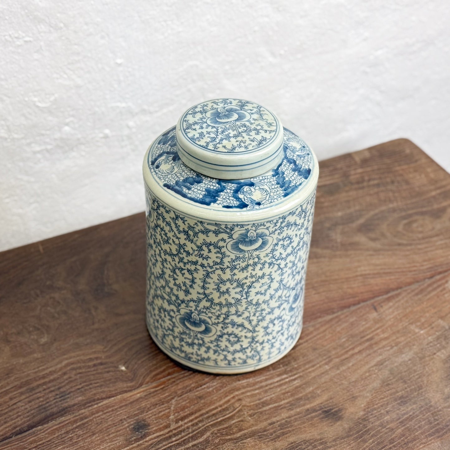 Sweet Pea Vine Porcelain Jar