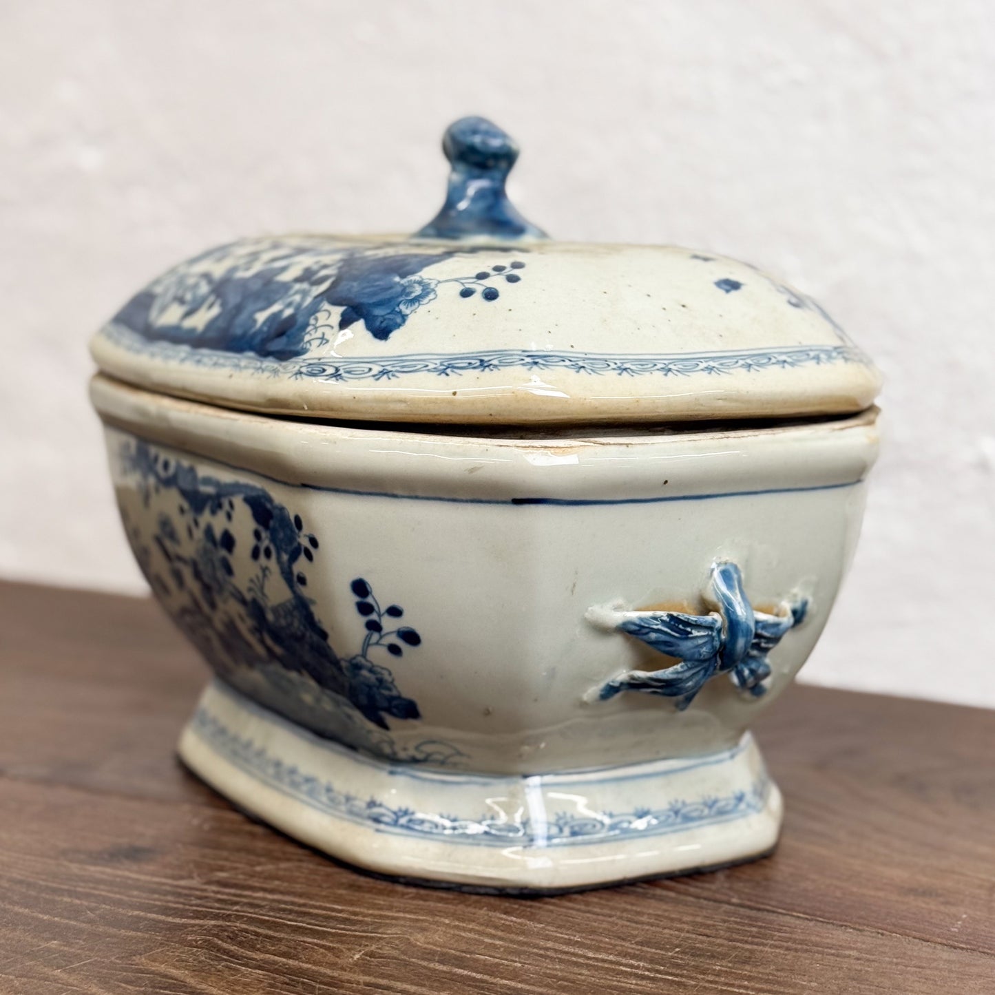 Peony Lidded Porcelain Dish