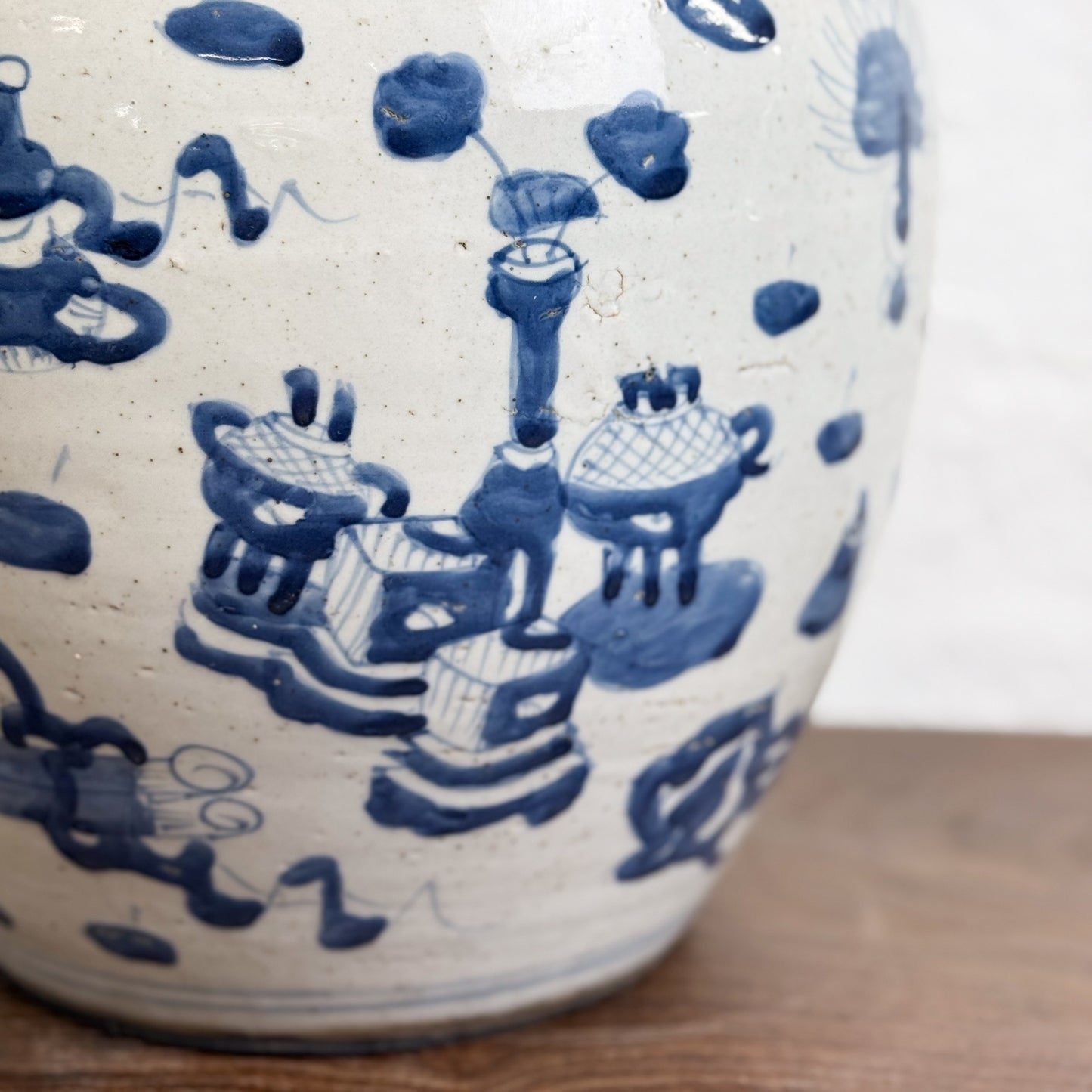 Bogu Style Lidded Porcelain Pot