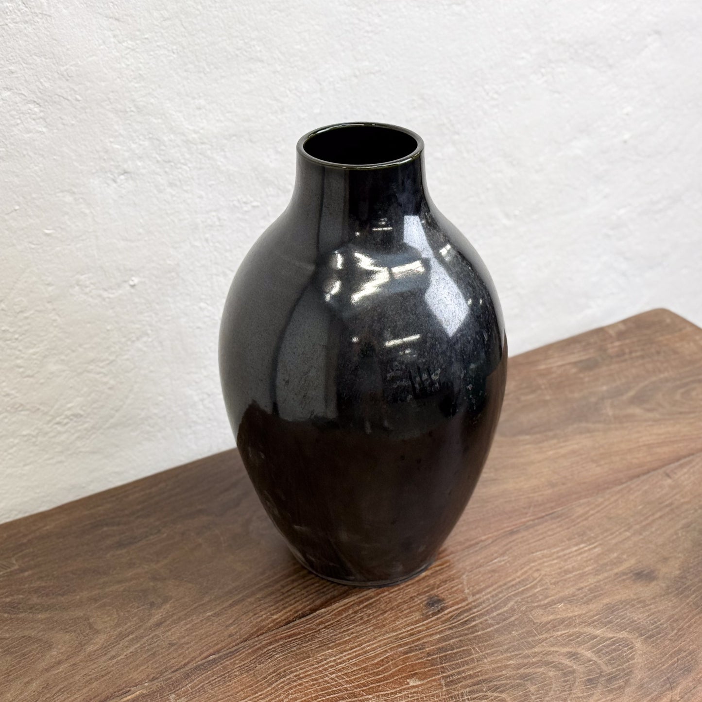 Simple Black Vase