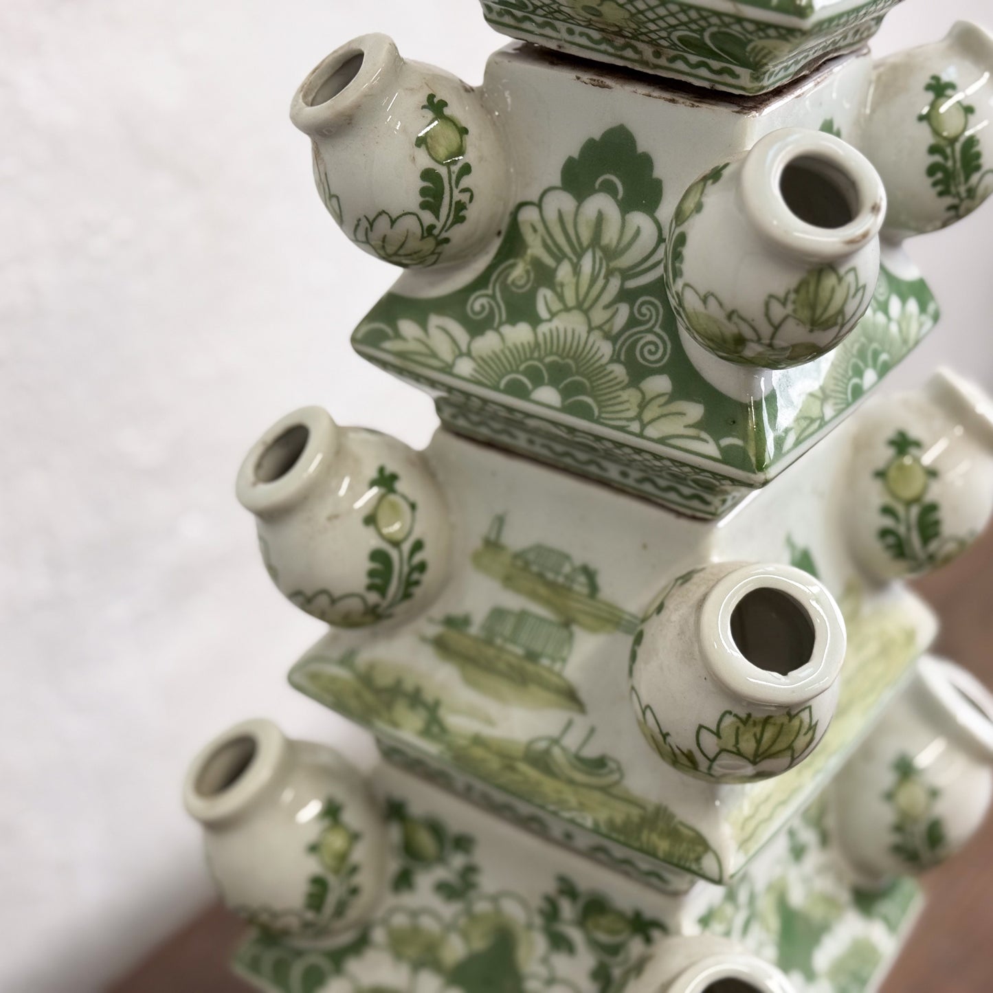 Green Porcelain Pagoda Tulip Vase