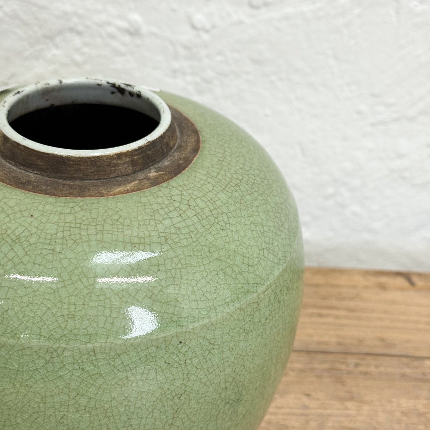 Large Green Crazed Ginger Jar