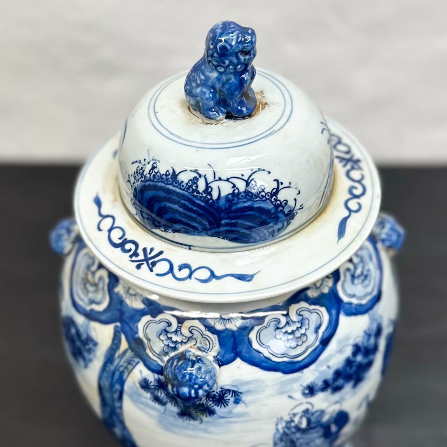 Country Scene Porcelain Temple Jar