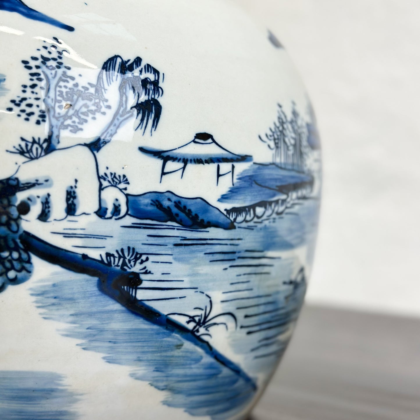 Countryside Porcelain Ginger Jar