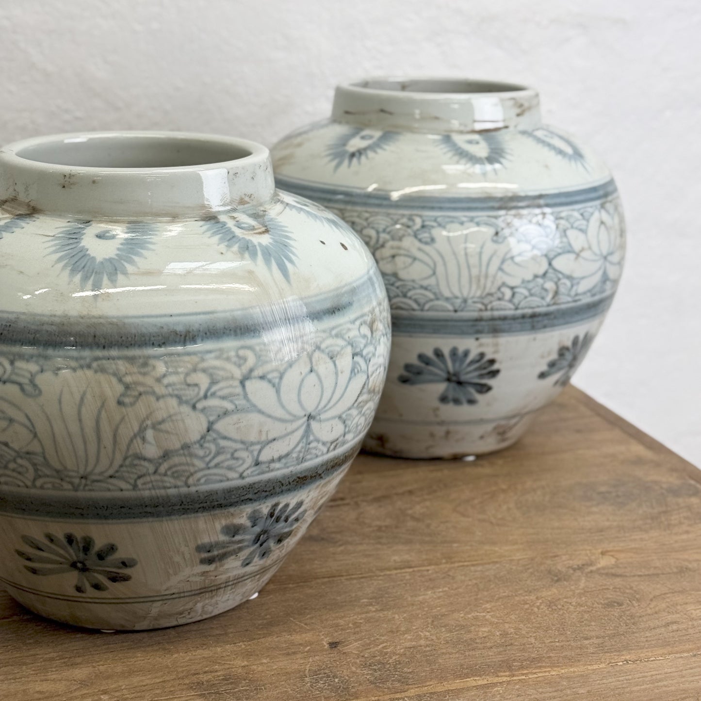 POR9992-China-Chinese-Porcelain-Blue-White-Lotus-hand-Painted-Porcelain-Vase.3