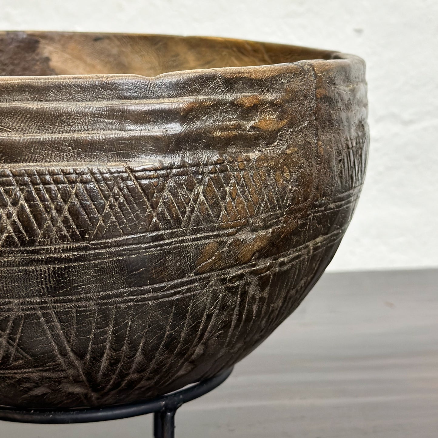 Carved Nupe Bowl on Stand - Nigeria
