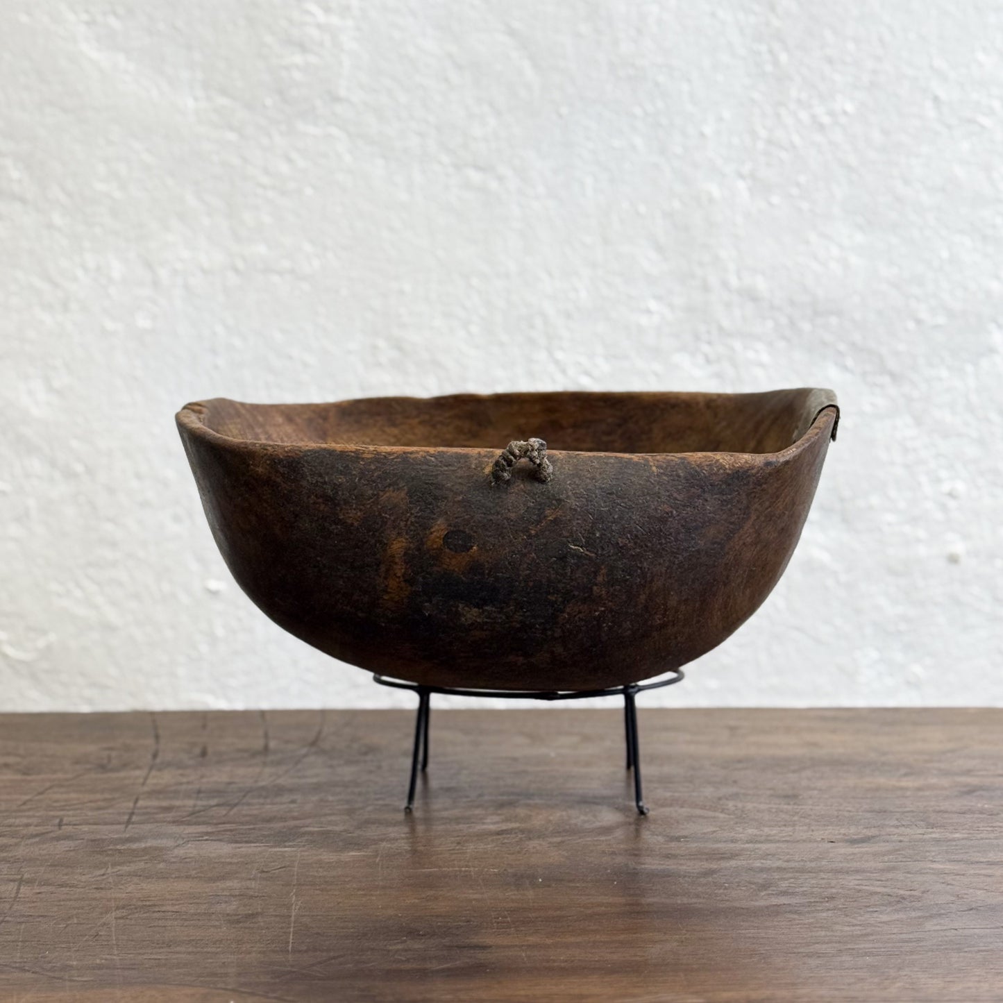 Turkana Bowl on stand - Kenya