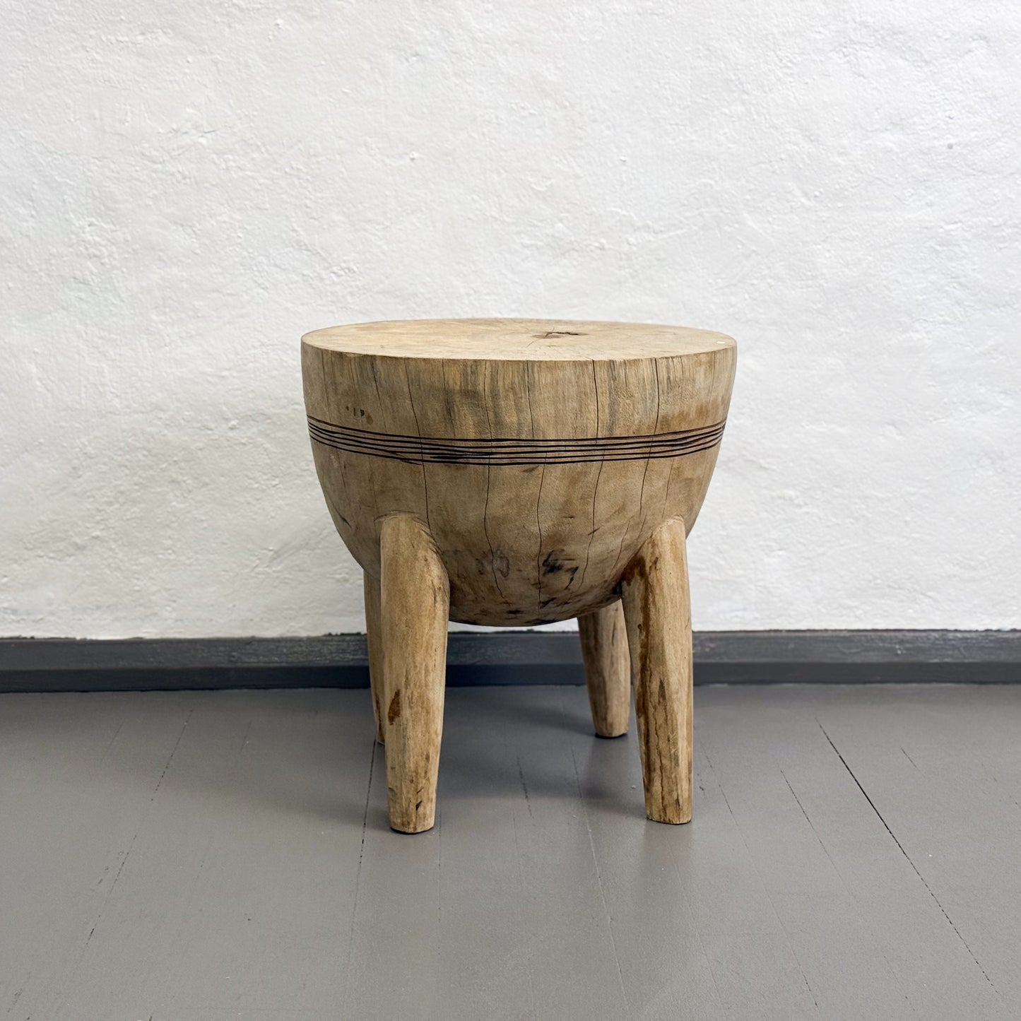 Round Timber Side Table - Cameroon