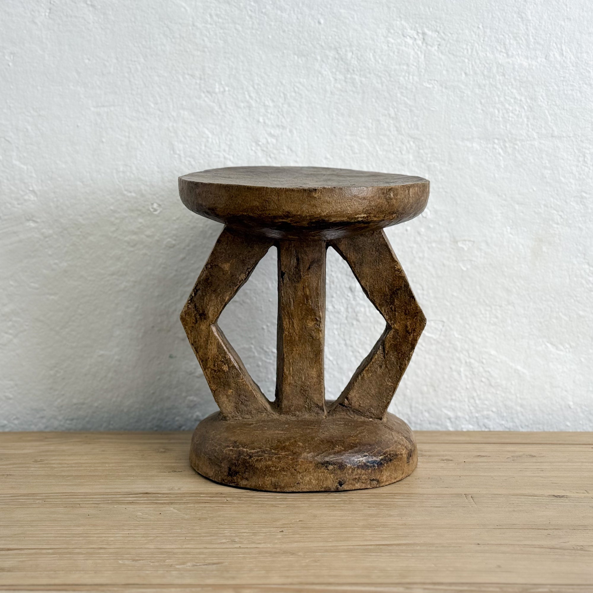 Tonga Stool V - Zimbabwe